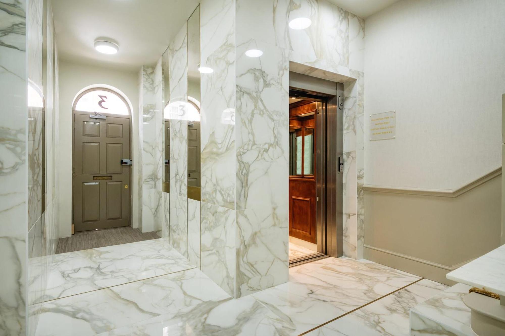 Marble Arch 2-hosted By Sweetstay Лондон